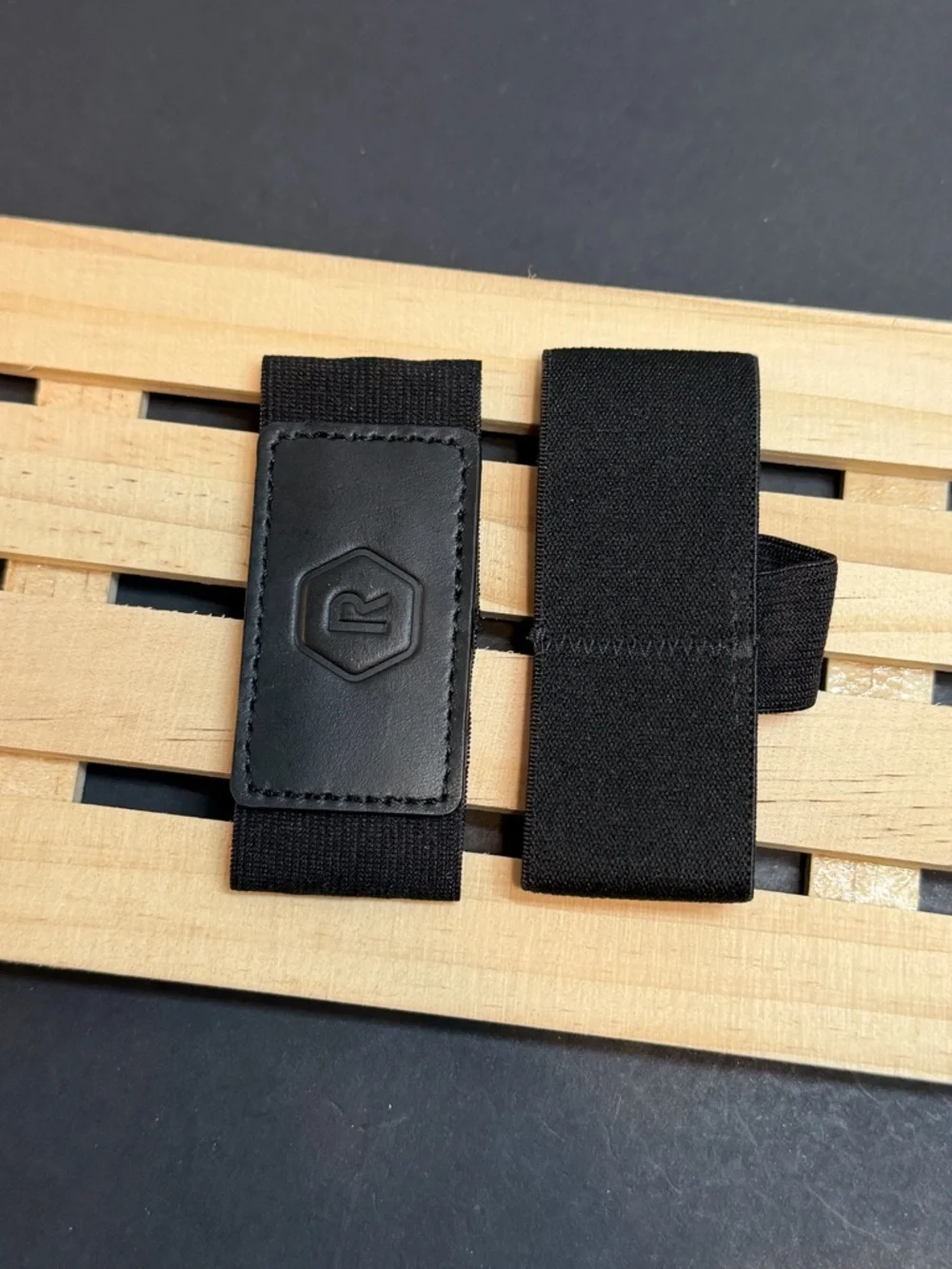 RIDGE WALLET | MIDNIGHT BLACK LEATHER CASH STRAP + MAIN WALLET BAND